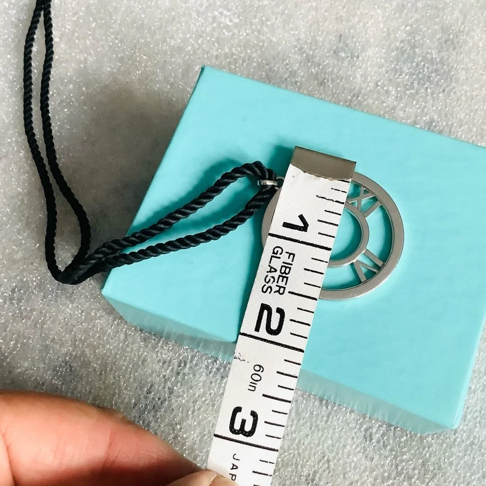 Tiffany&Co ATLAS necklace 🌹